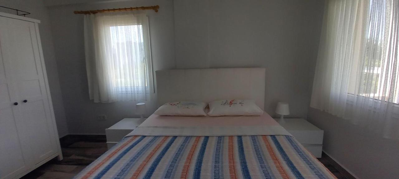 Rahat Ev Bodrum Luaran gambar